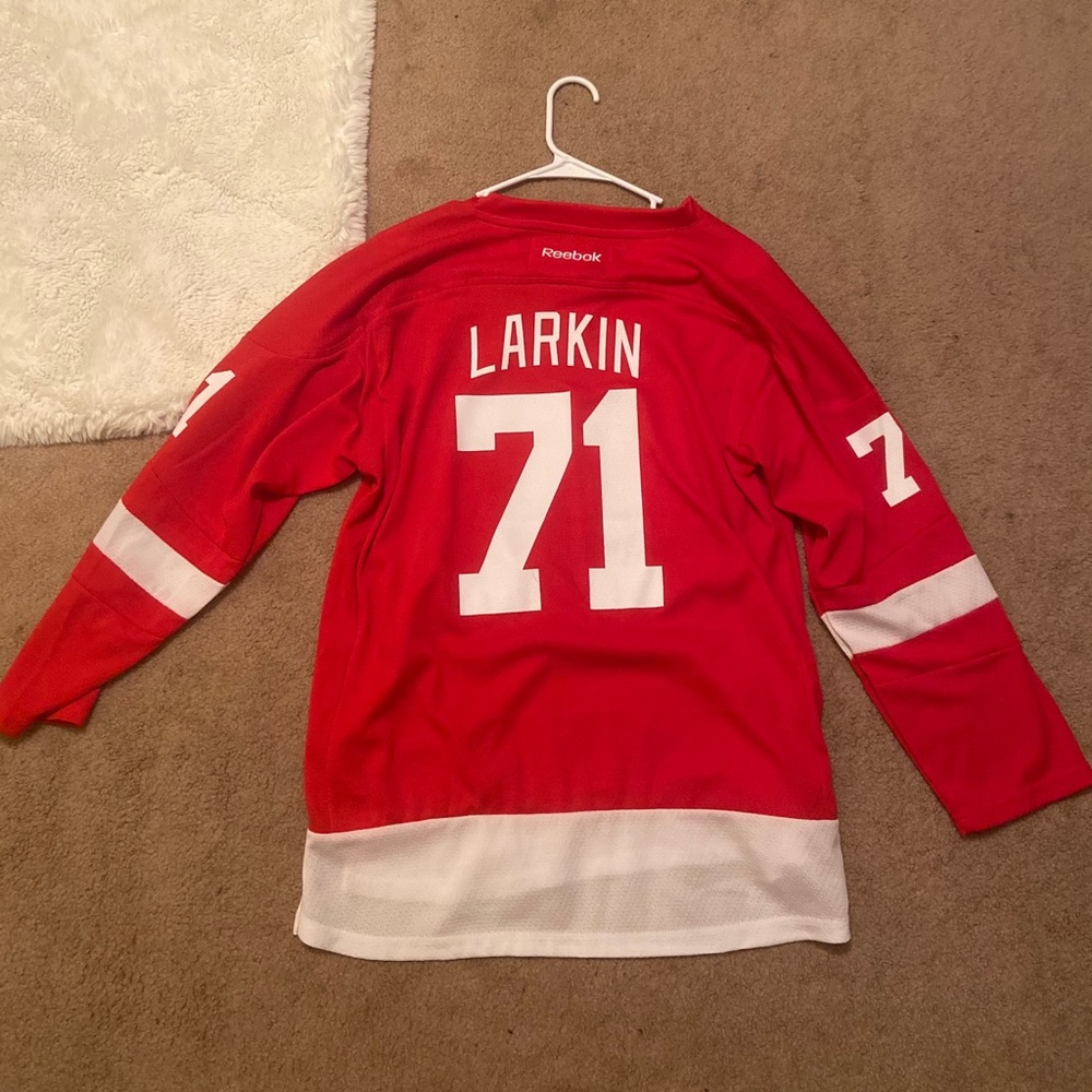 Detroit red wings jersey